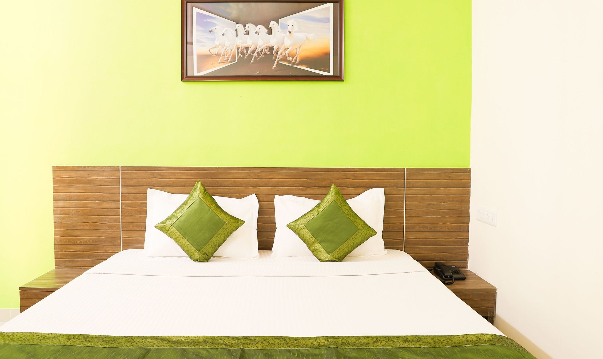 Hotel Treebo Evoque Park Mumbai