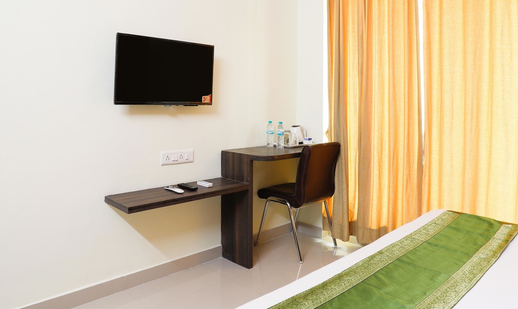 Hotel Treebo Evoque Park 2*