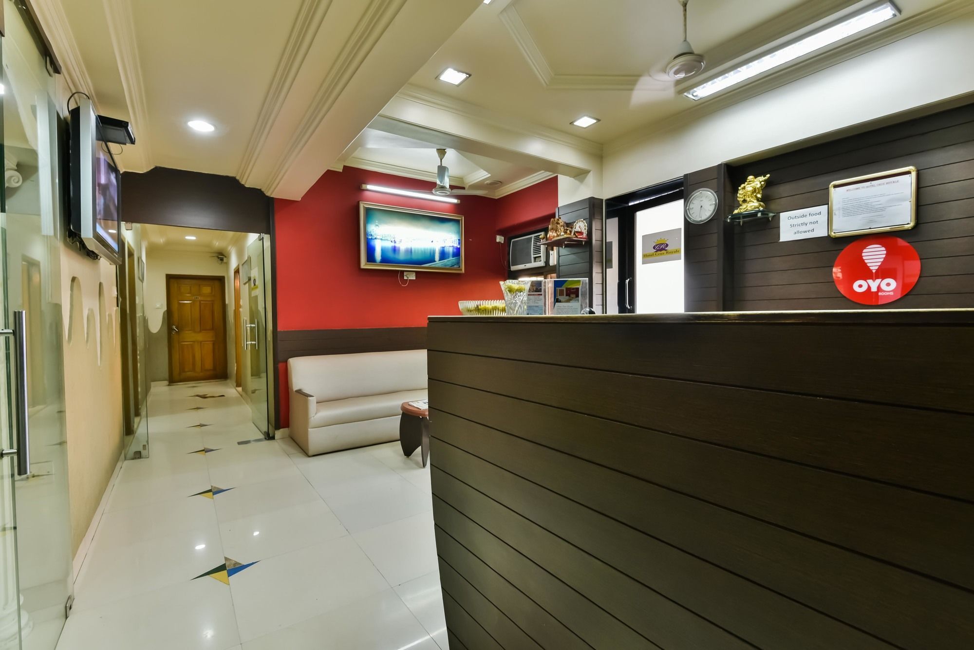 Hotel Oyo 9034 Santacruz West Mumbai
