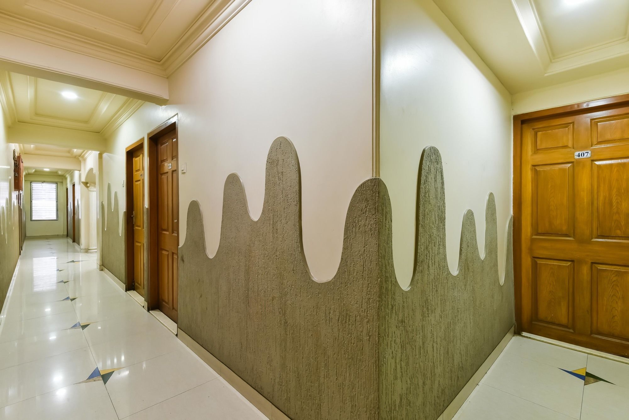 Hotel Oyo 9034 Santacruz West Mumbai