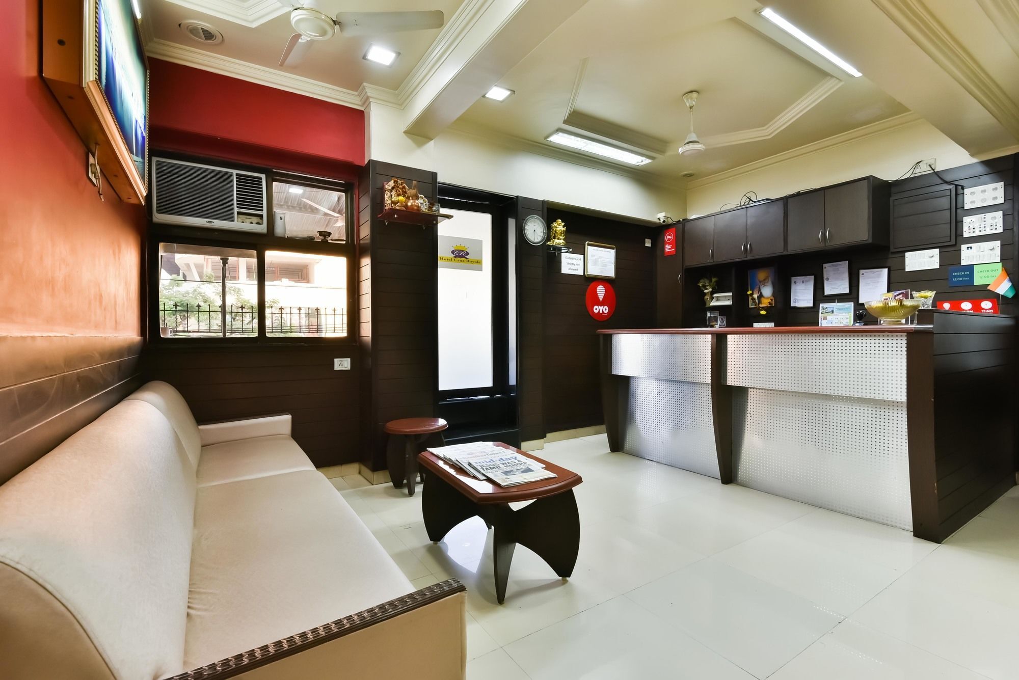 Oyo 9034 Santacruz West Mumbai
