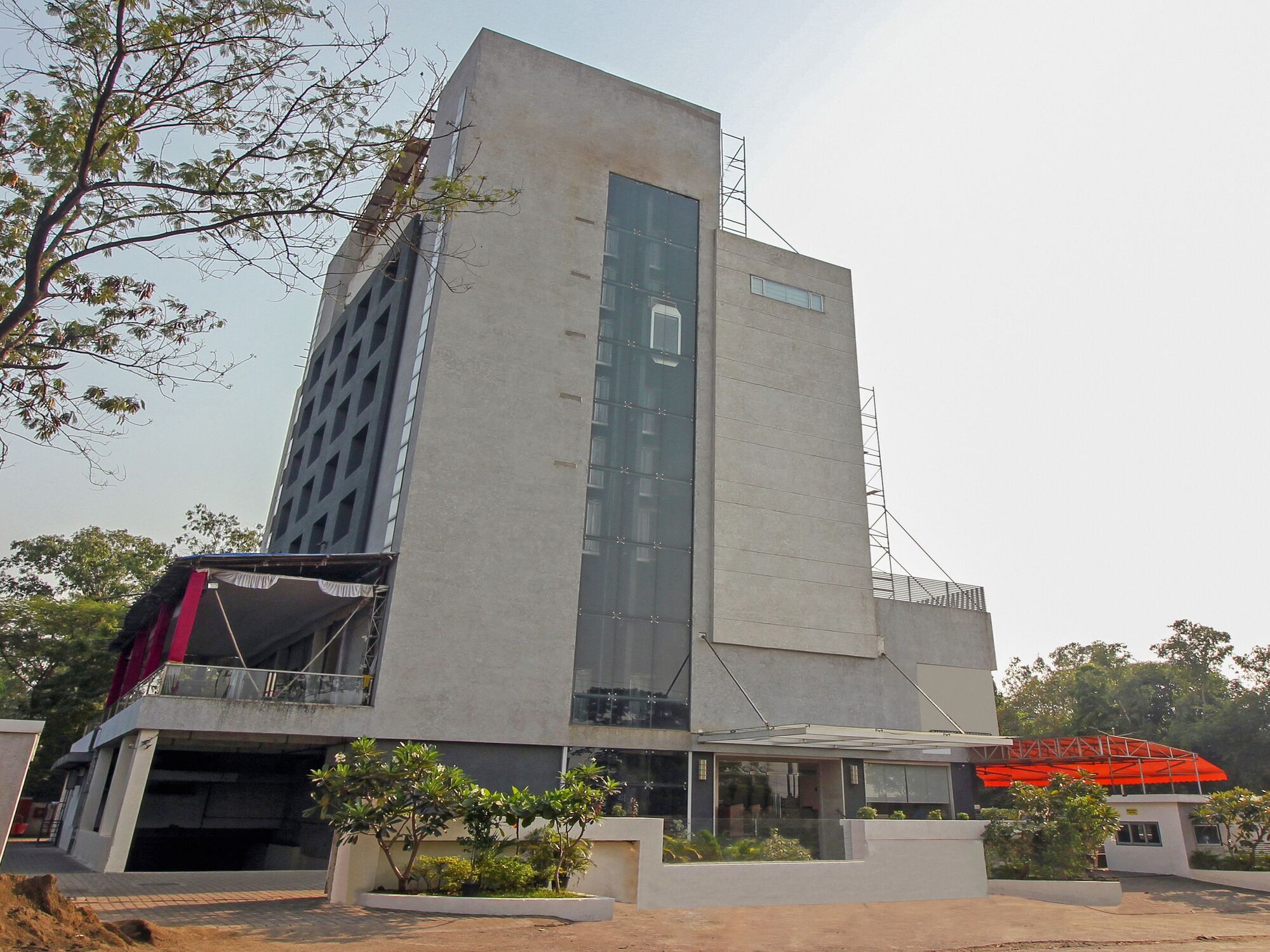 Capital O 2096 Krishna Palace Hotel 3*