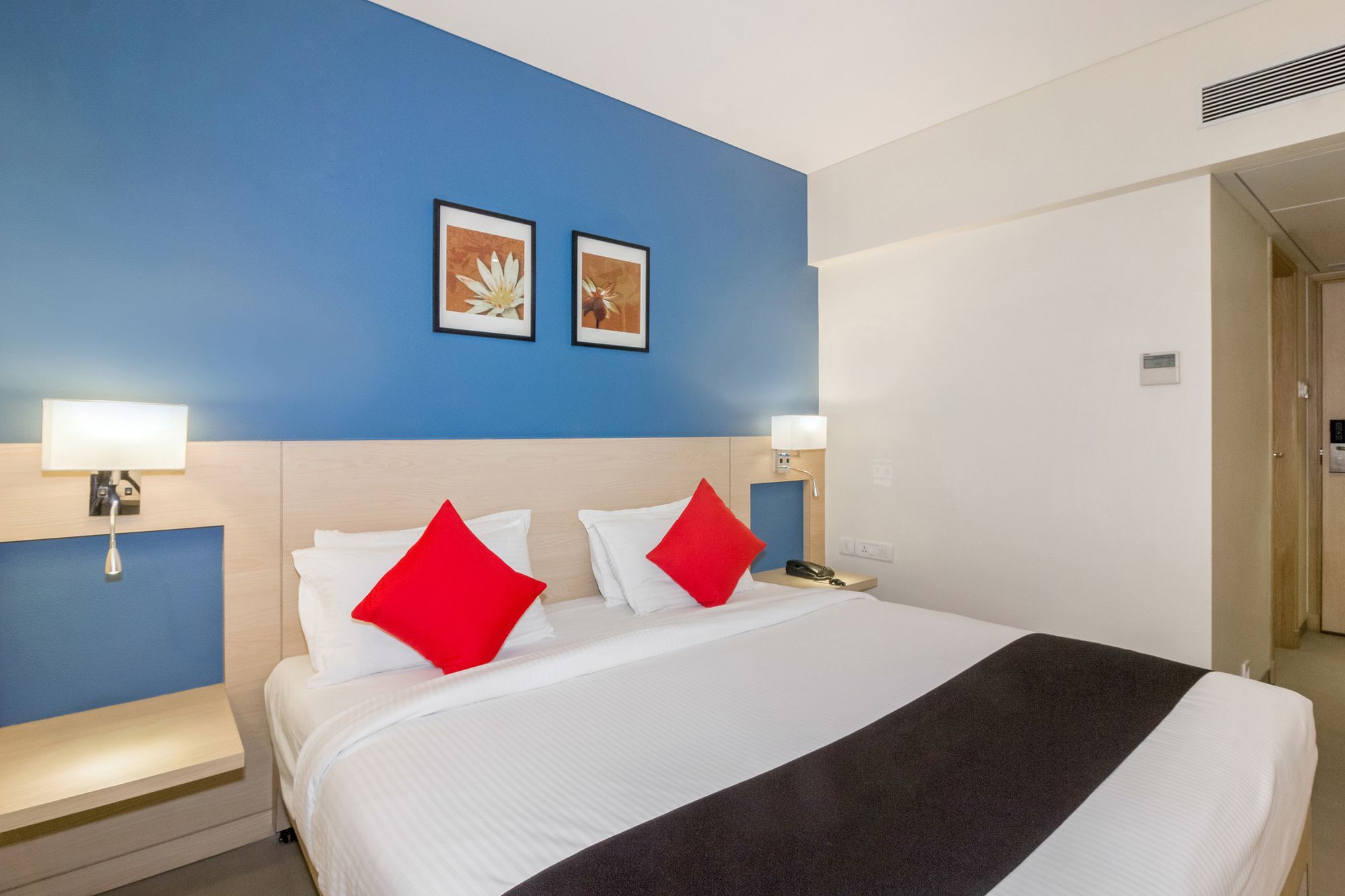 Capital O 2096 Krishna Palace 3*
