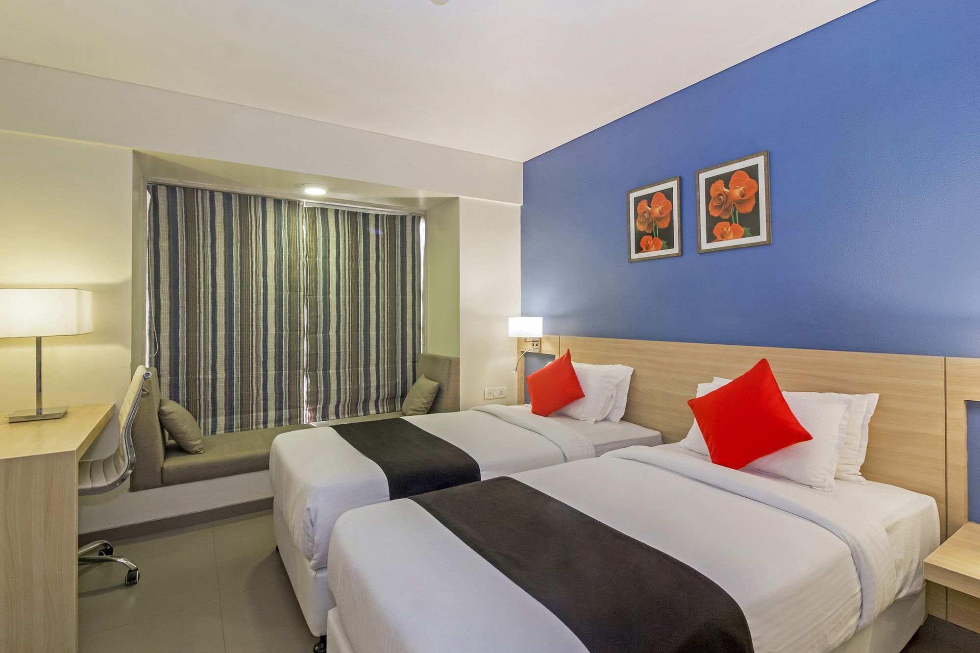 Capital O 2096 Krishna Palace 3*