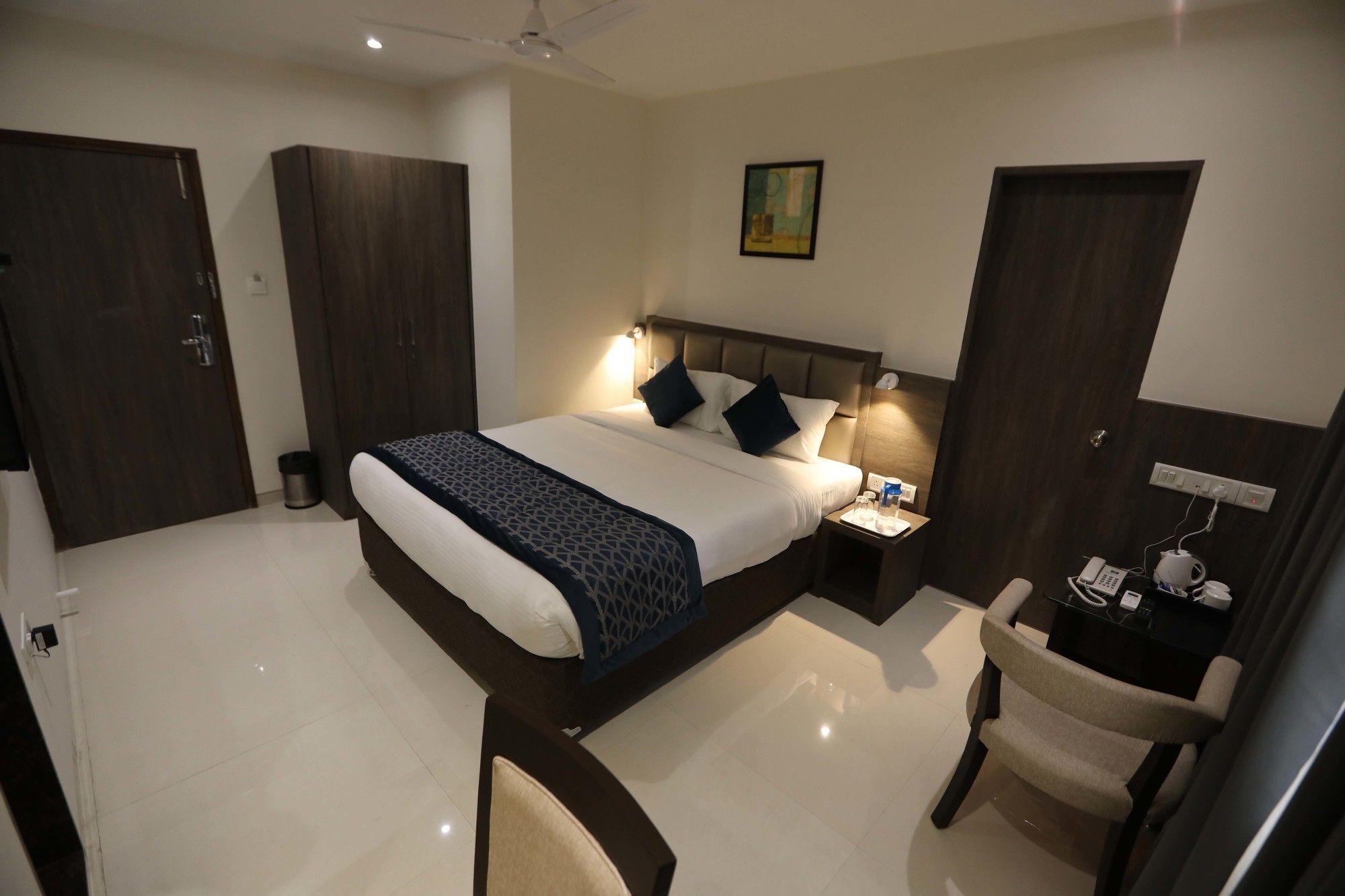 Hotel Ontime Residency And 3*