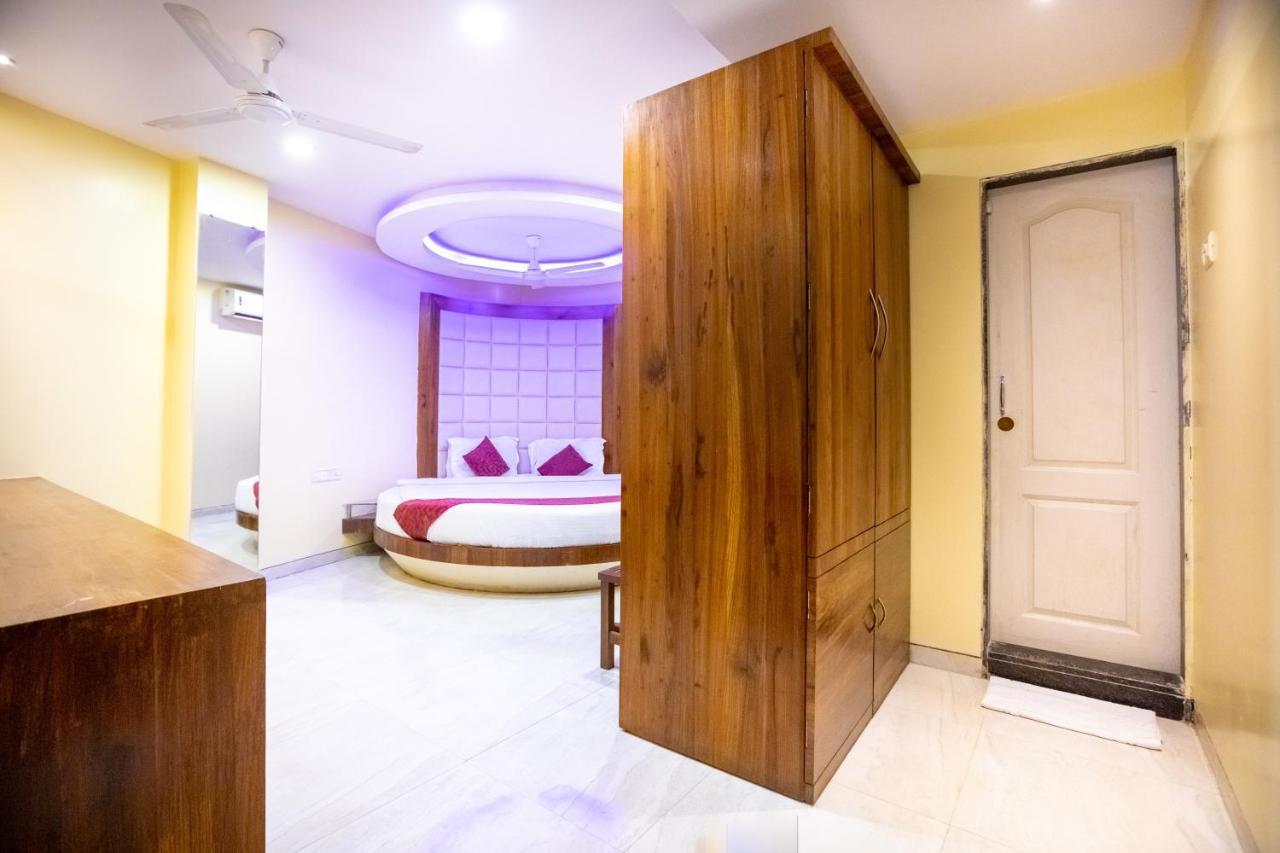 Apex International Near Airport Hotel 3*