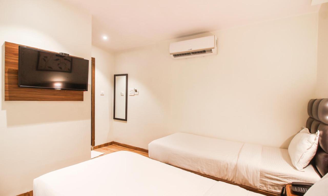 Deluxe Residency 3*