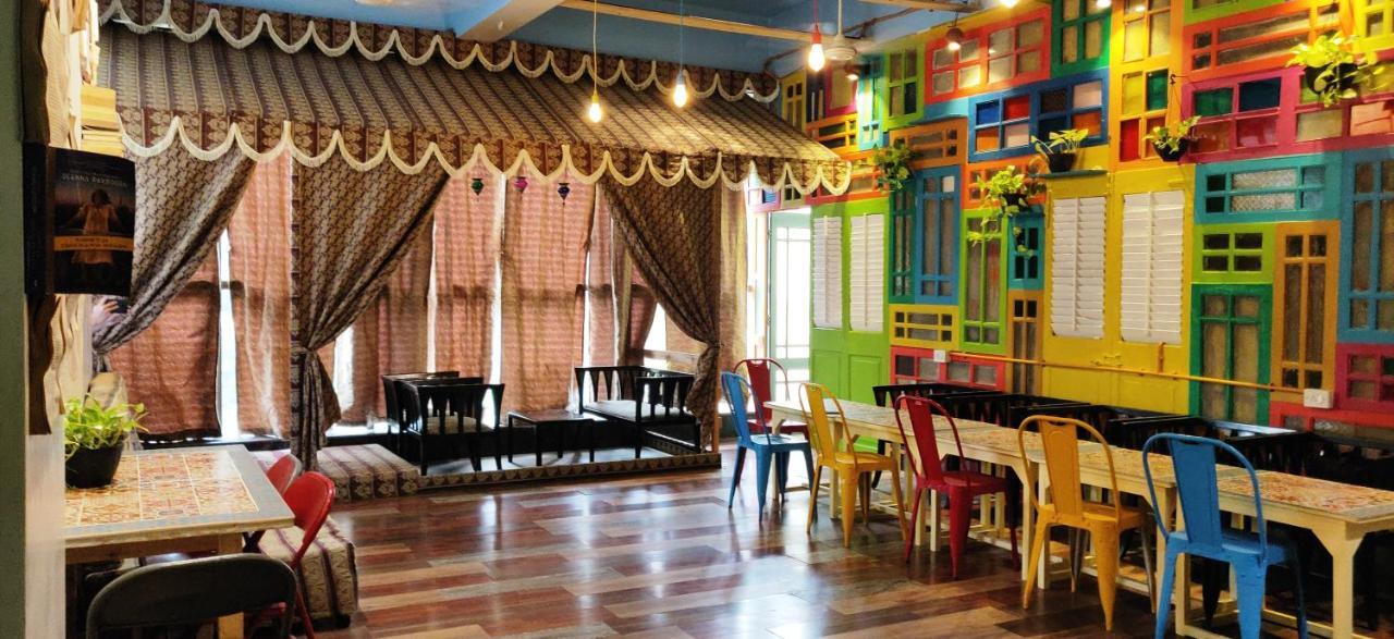 Salaam Namastey Backpackers *