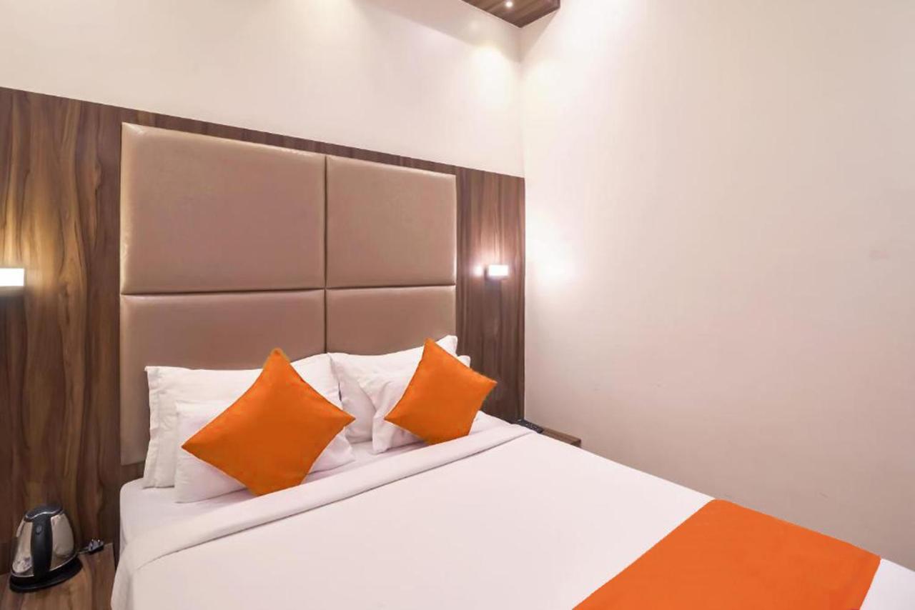 Sea Grand, Colaba