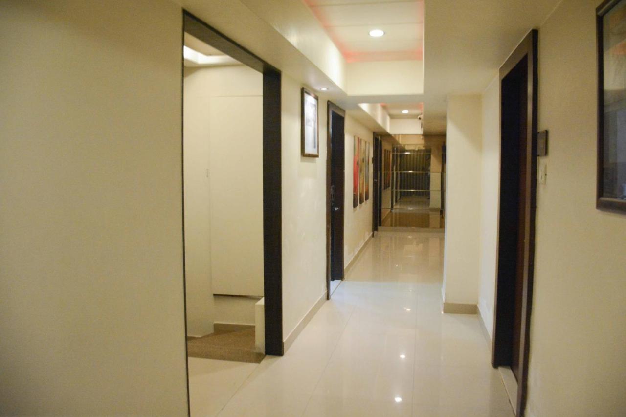 Grace Residency Hotel 3*