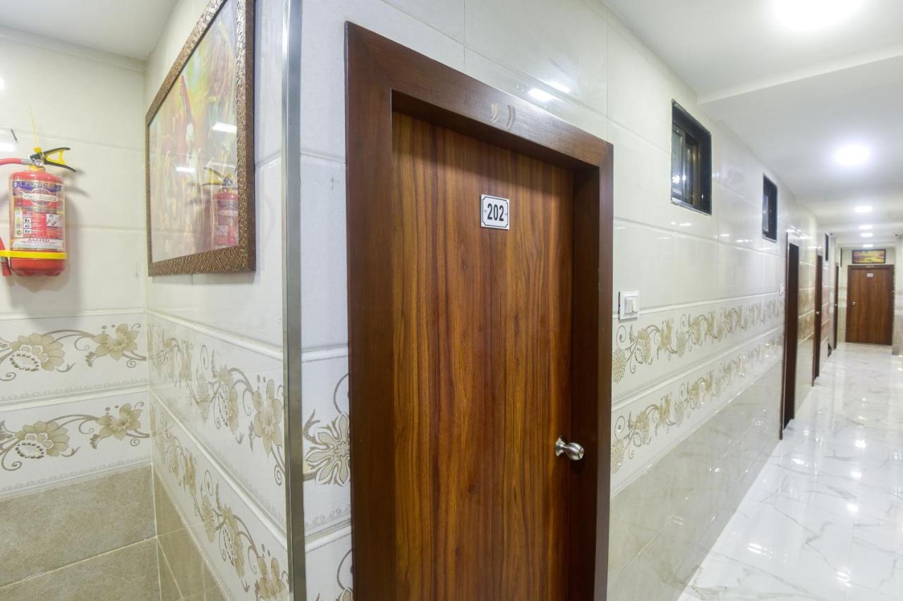 Oyo 63295 T Junction Residency Hotel Mumbai