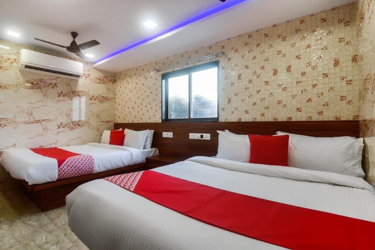 Oyo 63295 T Junction Residency