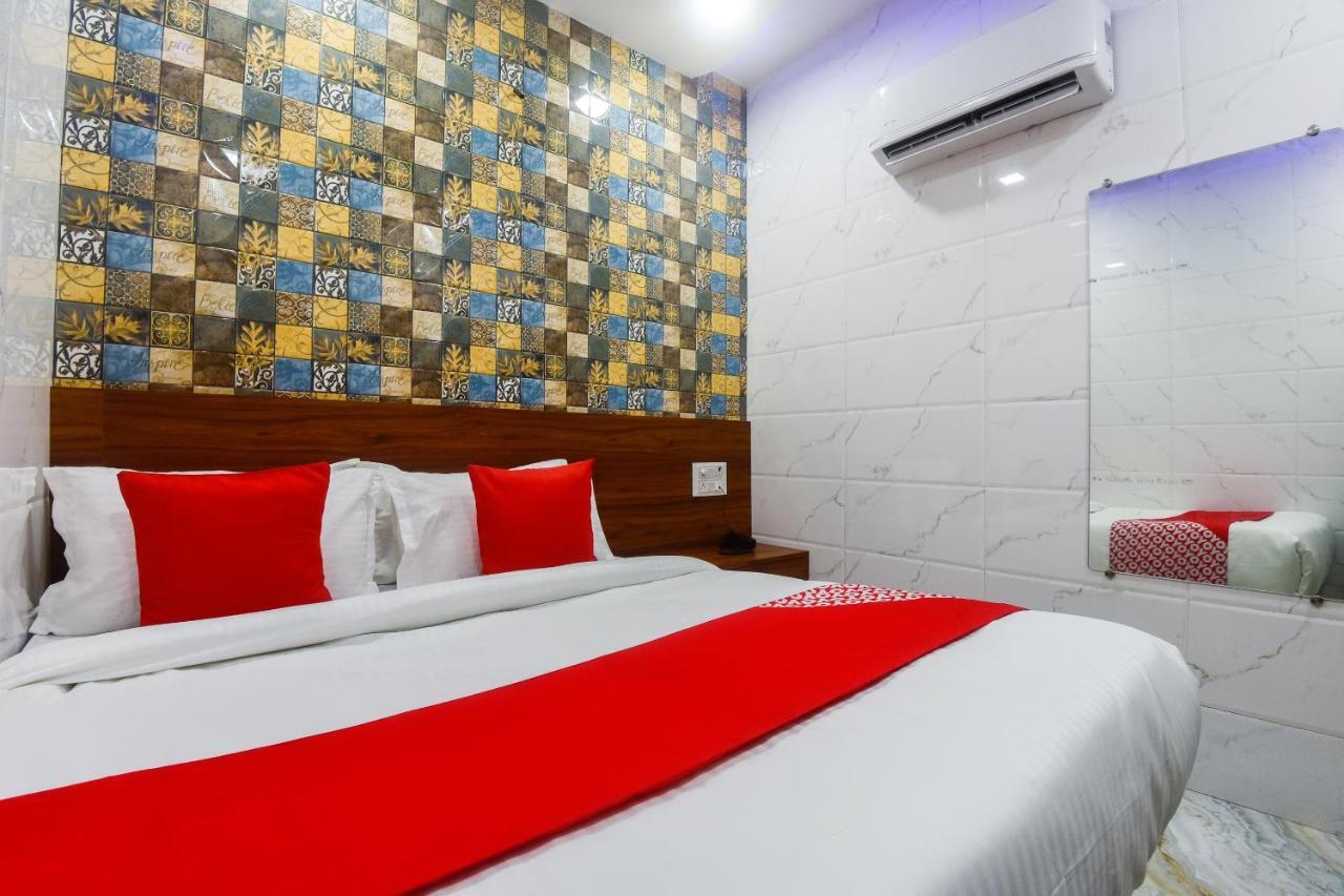 Oyo 63295 T Junction Residency 3*