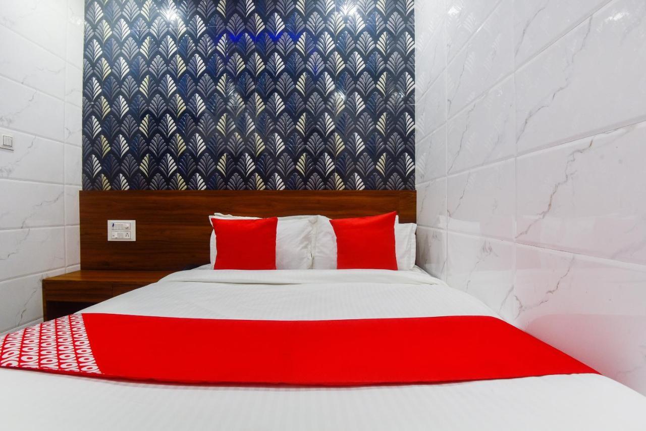 Oyo 63295 T Junction Residency Hotel