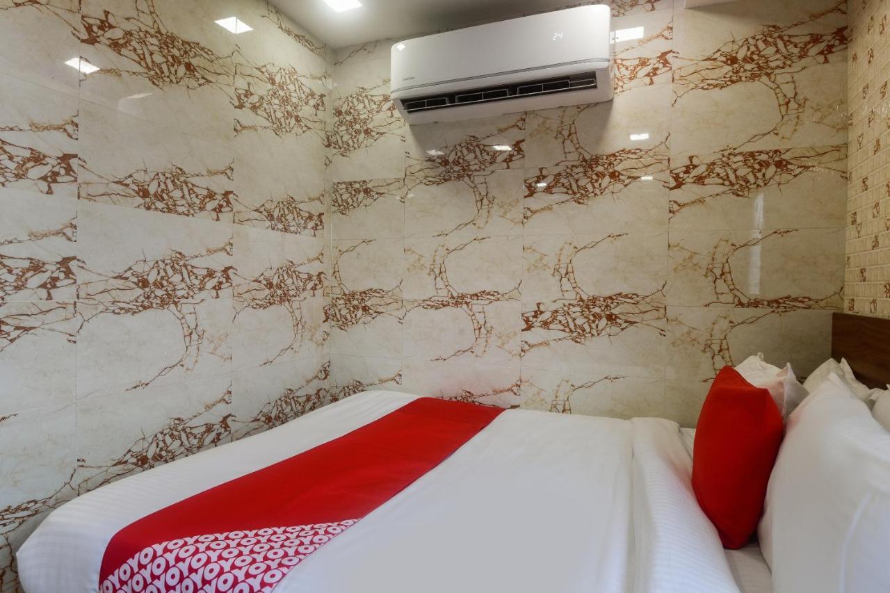 Oyo 63295 T Junction Residency Hotel