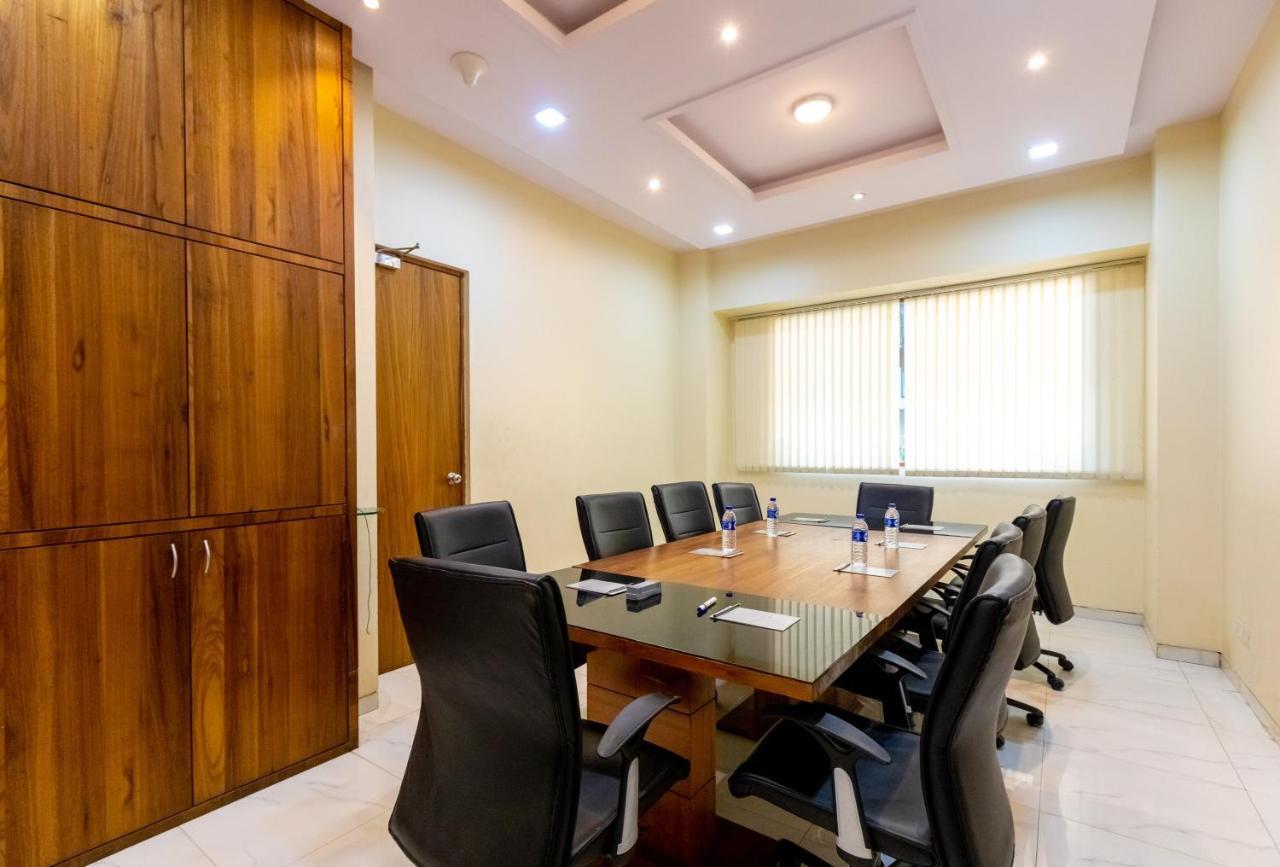 Apex International Near Airport Mumbai