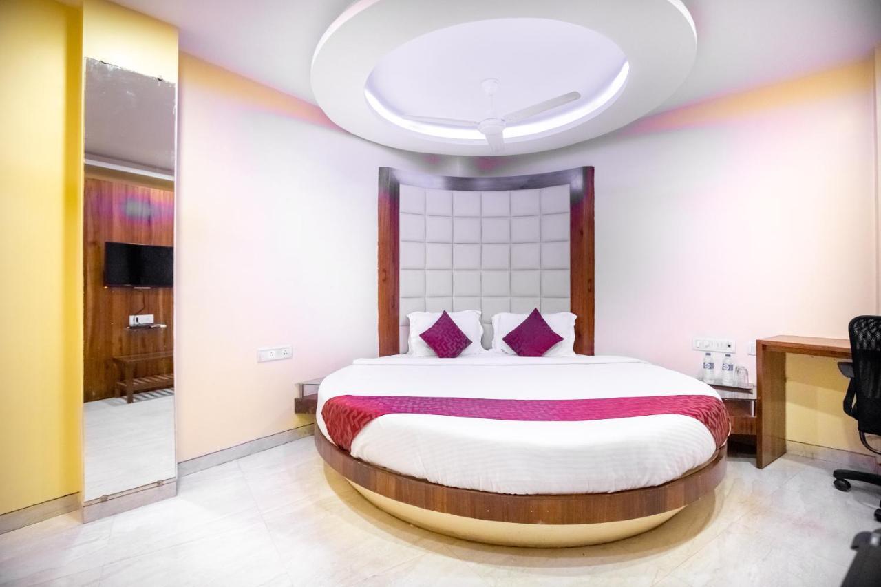 Apex International Near Airport Hotel 3*