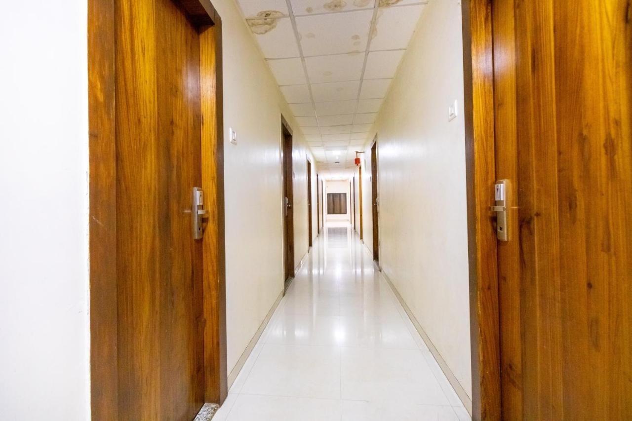 Hotel Apex International Near Airport 3*