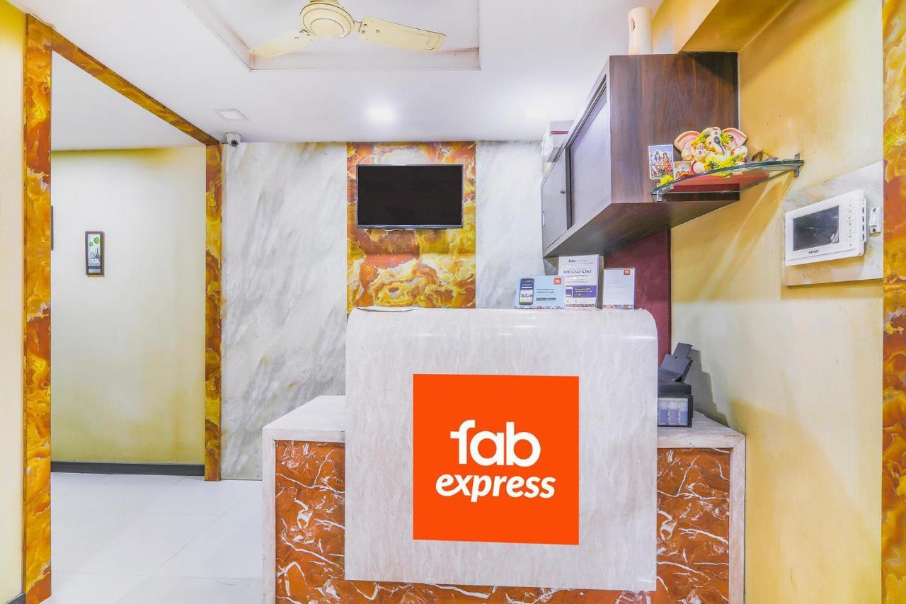Hotel Fabexpress Nalanda Service Mumbai
