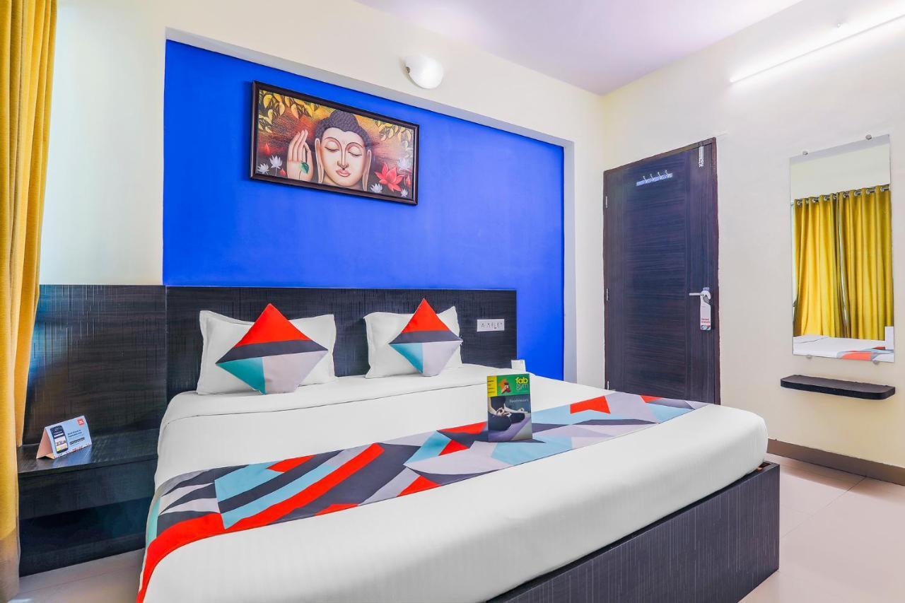 Fabexpress Nalanda Service Hotel Mumbai