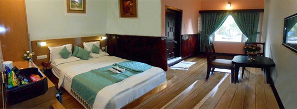 Metro Palace Hotel 3*