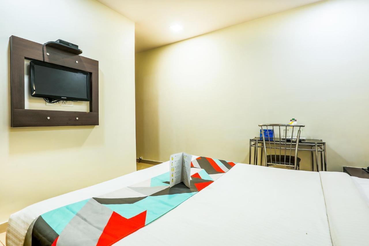 Fabexpress Adore - Nr International Airport Hotel Mumbai
