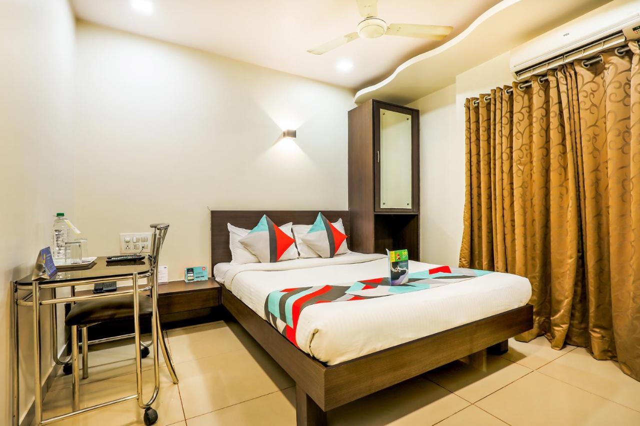 Fabexpress Adore - Nr International Airport 3*