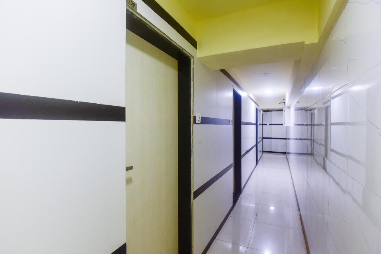 Hotel Oyo 64101 Bandra Terminus Mumbai