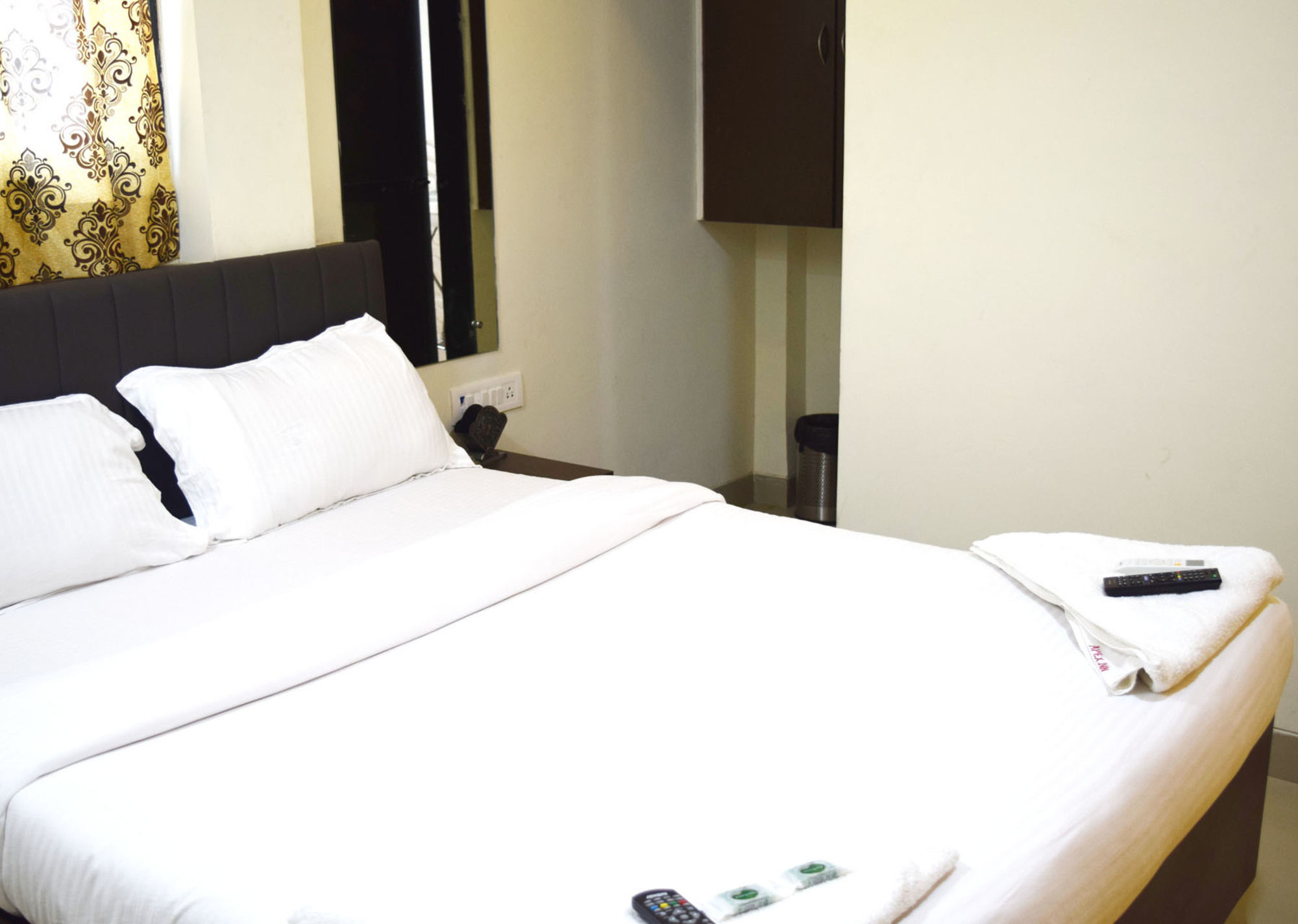 Apex Executive Hotel