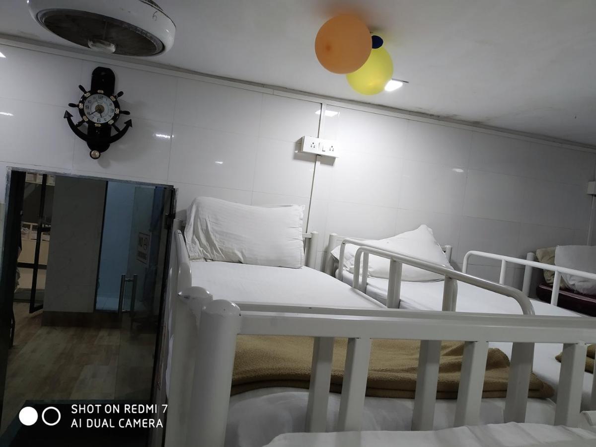 Hostel Star *