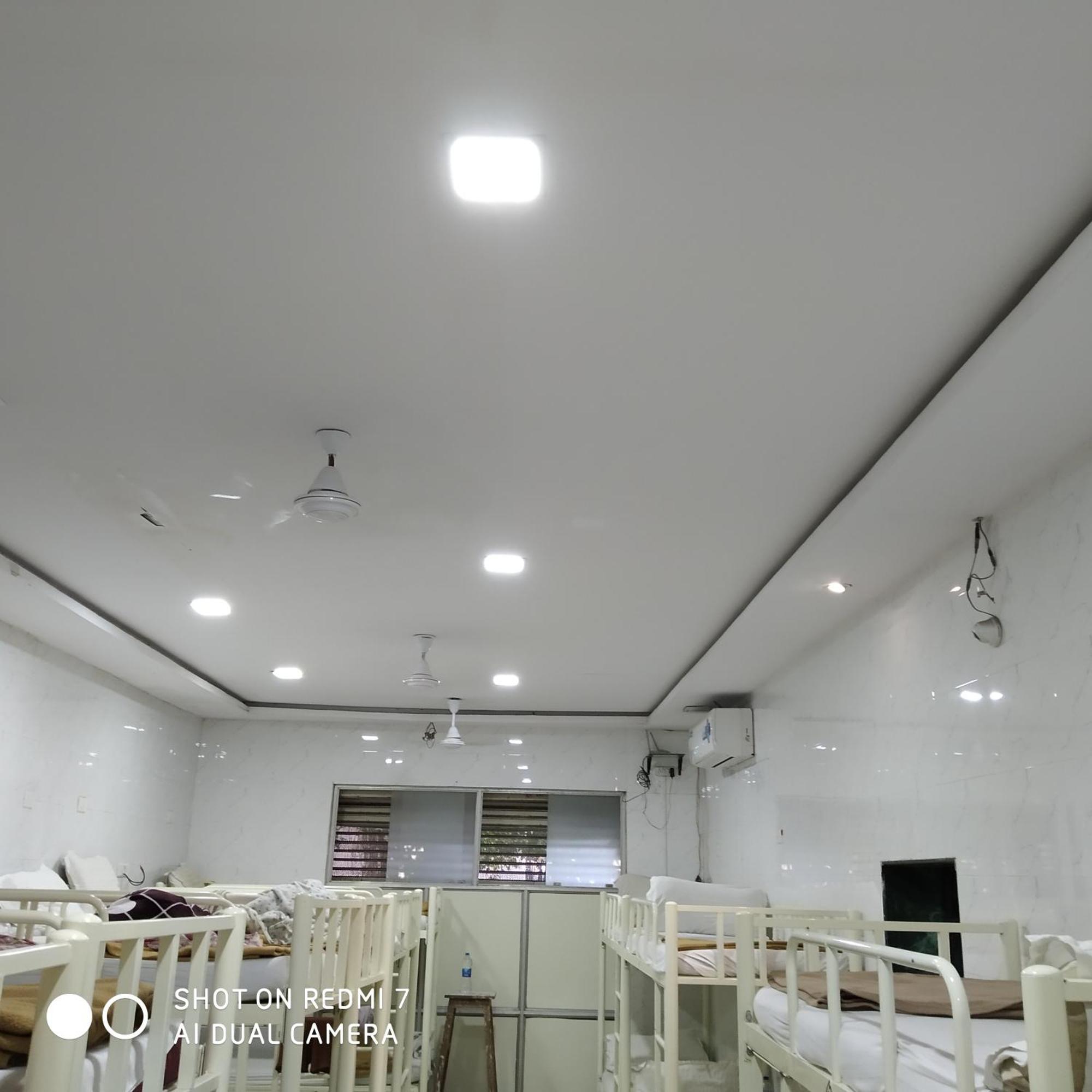 Hostel Star