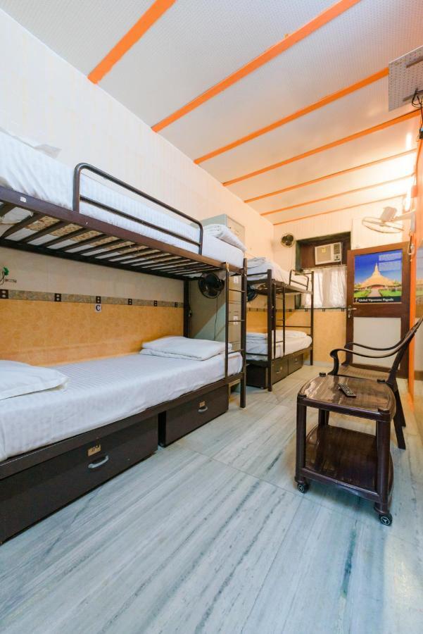 Traveller's - Inn *