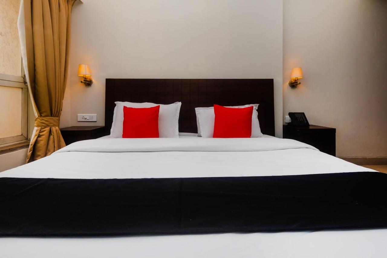 Capital O 40728 Bollywood Design Hotel 3*