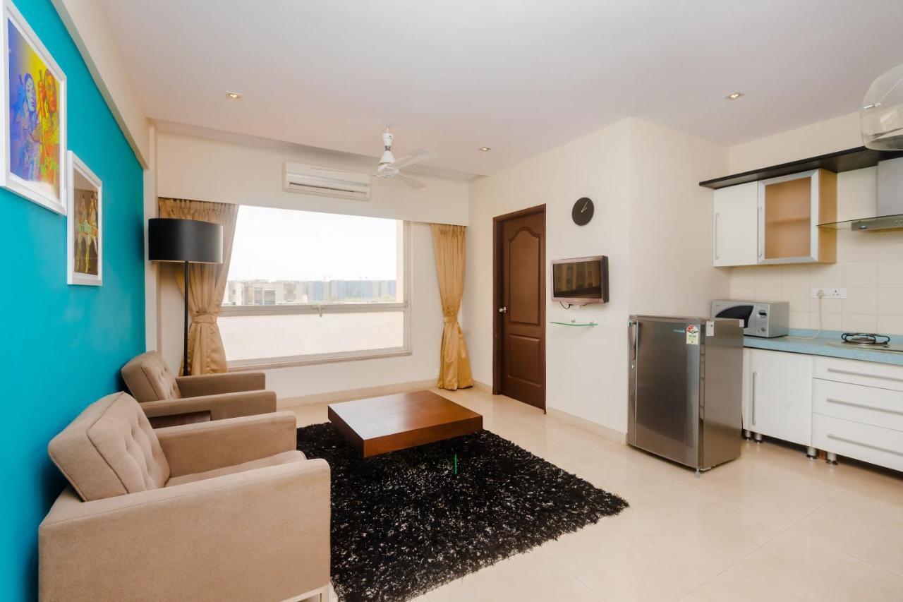 Hotel Capital O 40728 Bollywood Design