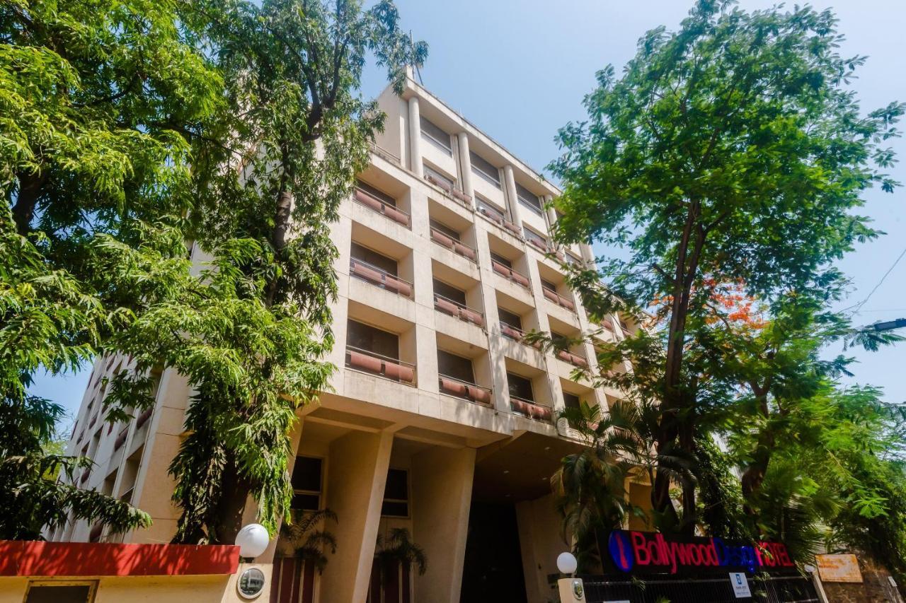 Capital O 40728 Bollywood Design Hotel