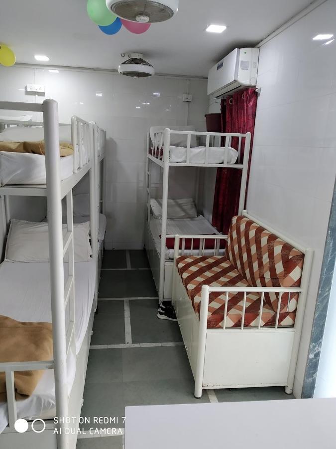 Hostel Star *