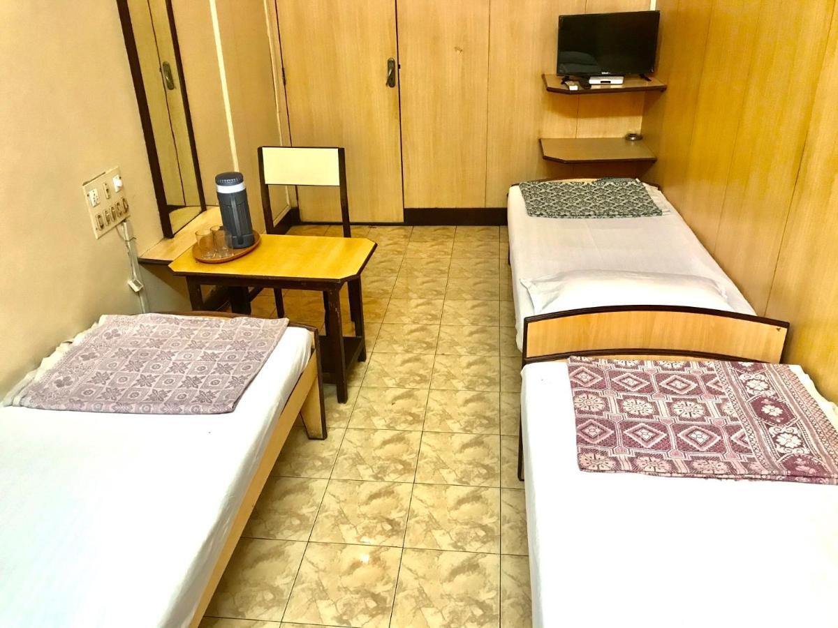 Milan Guest house Mumbai