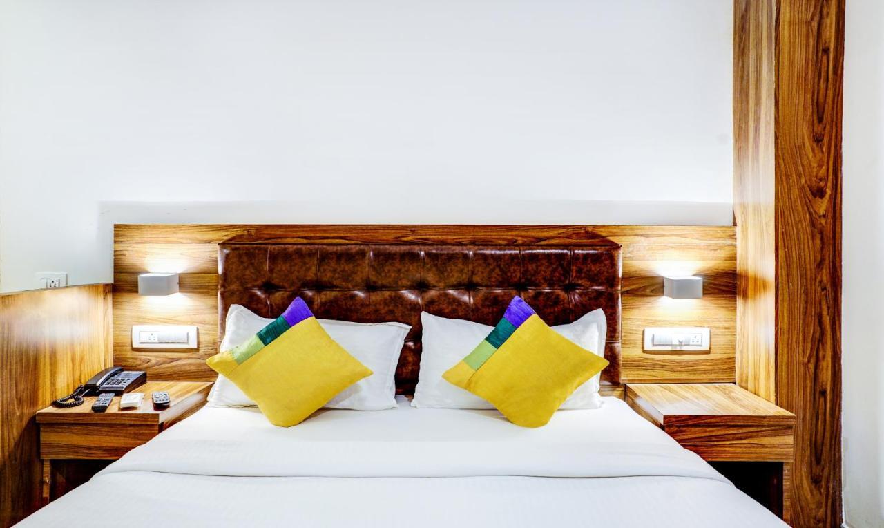 Hotel Treebo Trip Seven Olives Andheri