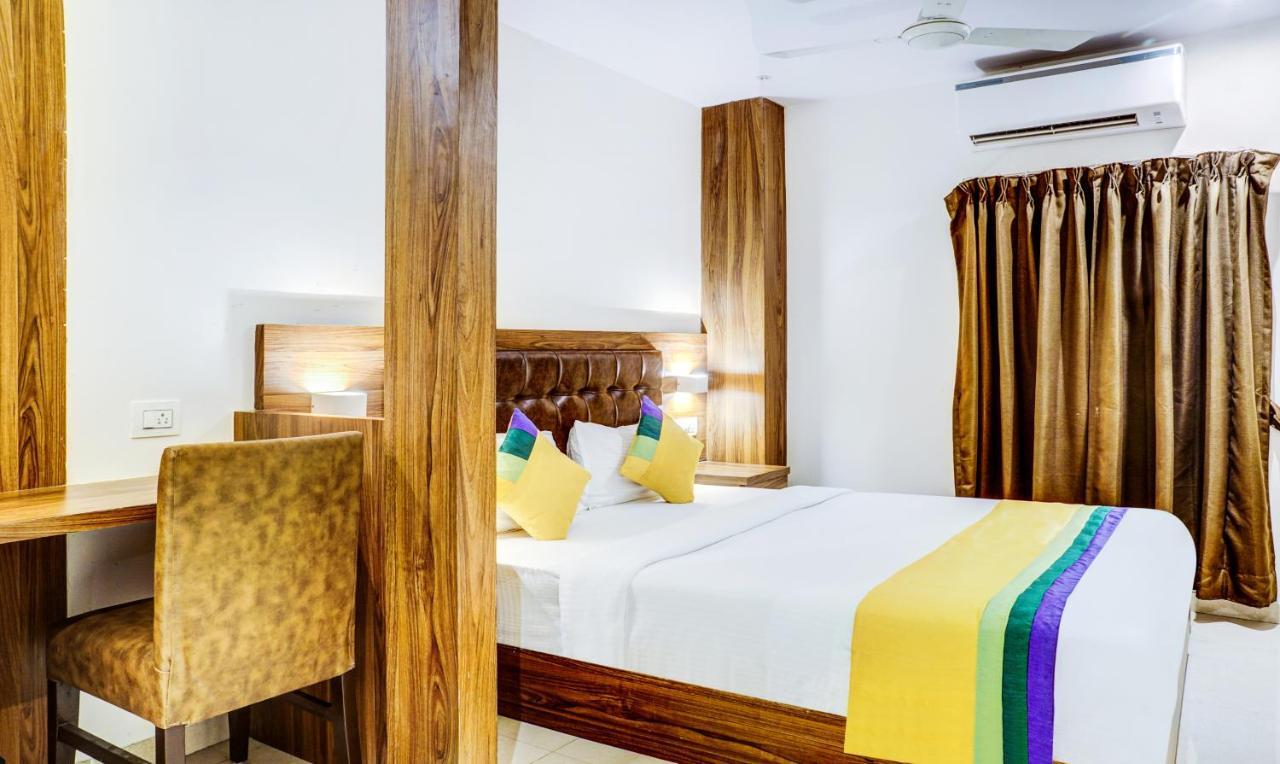 Treebo Trip Seven Olives Andheri 3*