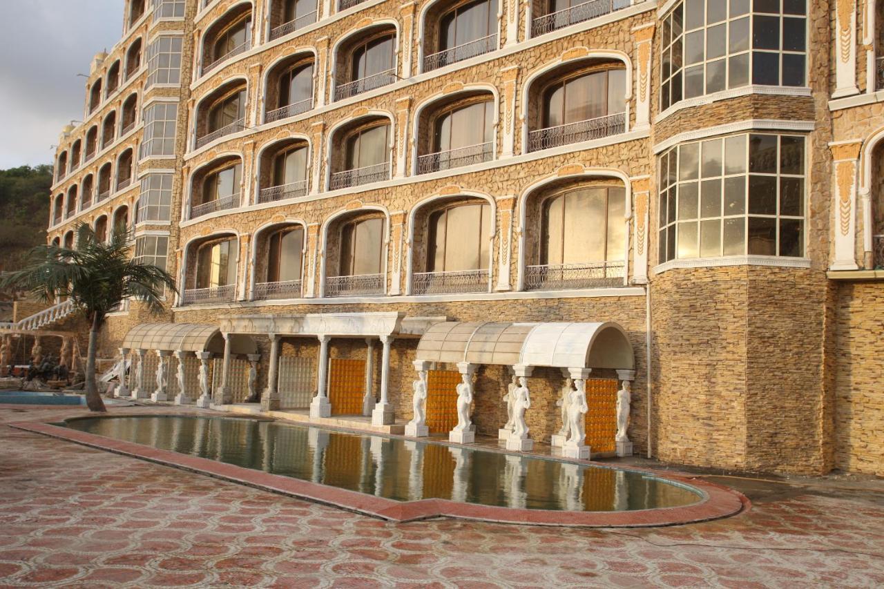 Imperial Grand Palace