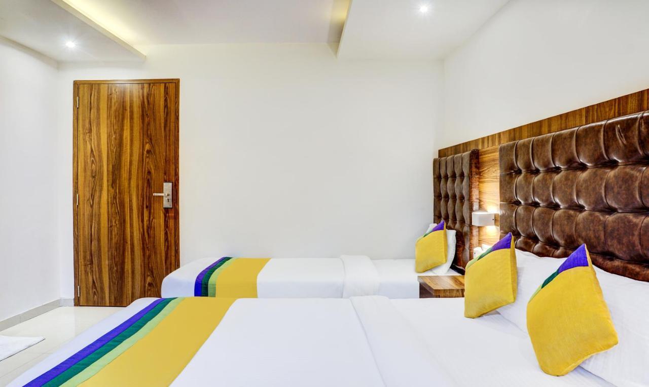Hotel Treebo Trip Seven Olives Andheri