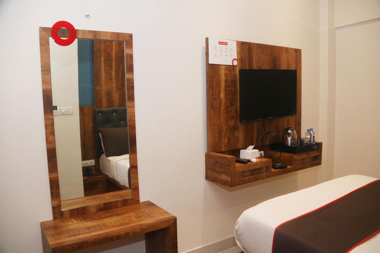 West - Andheri West Hotel
