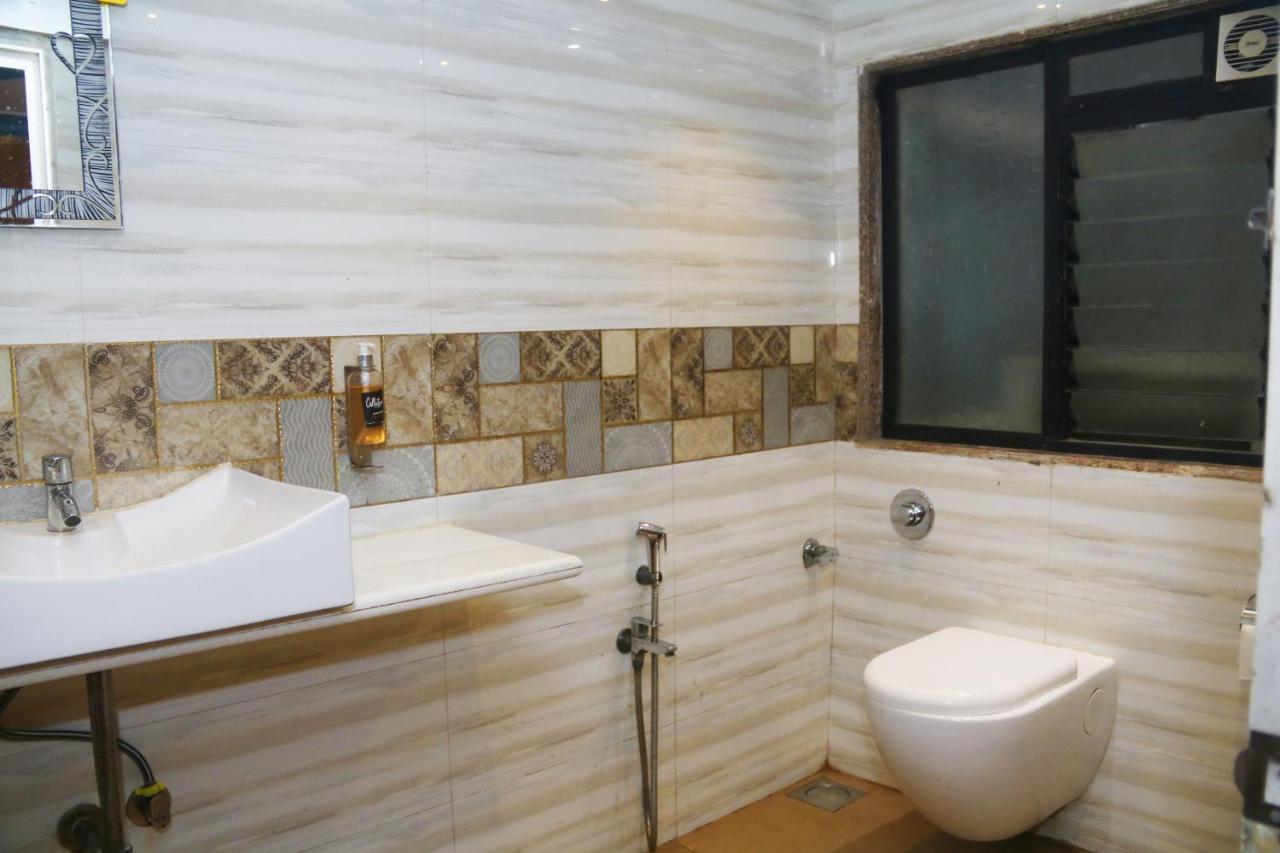 West - Andheri West Hotel