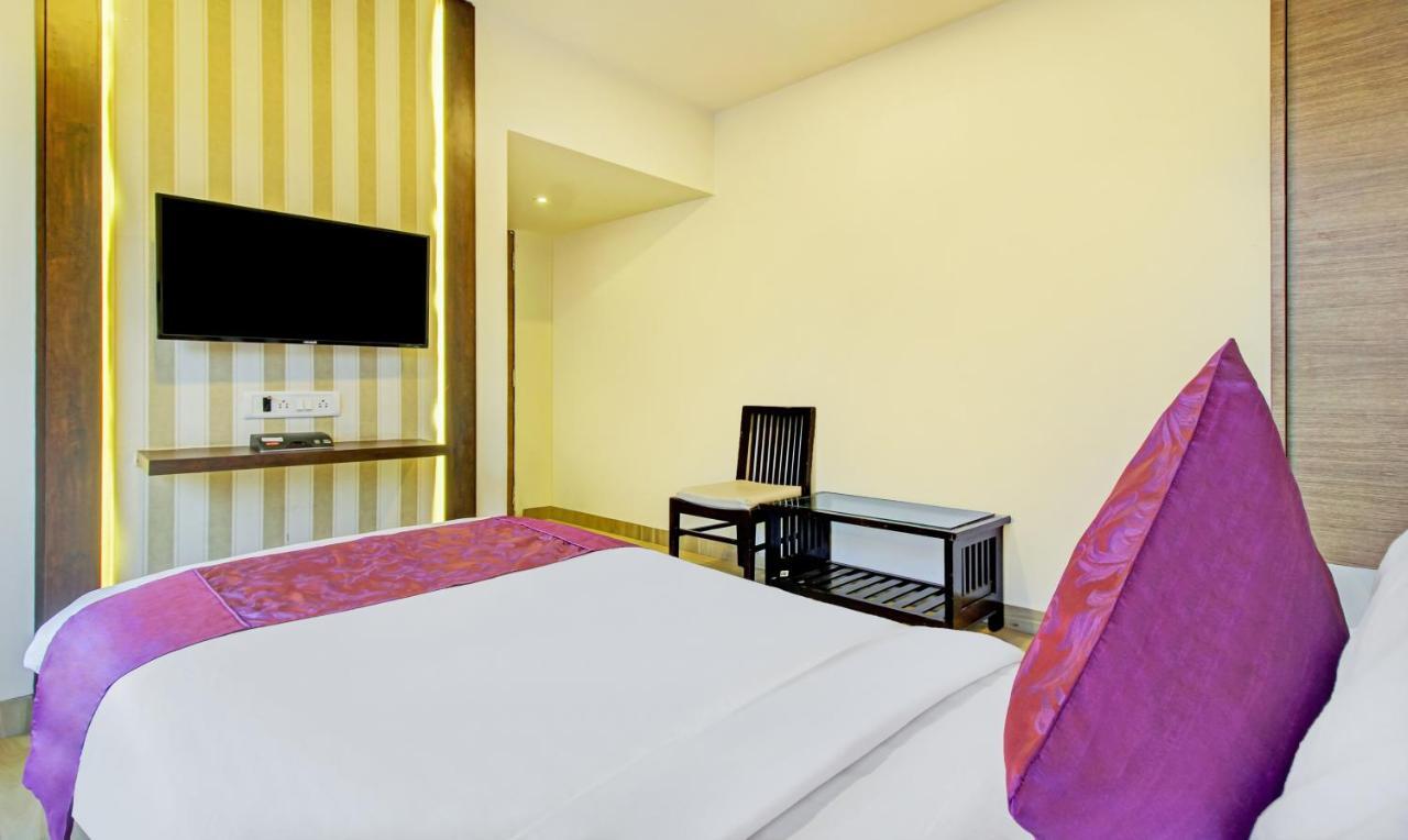 Hotel Treebo Tryst Crown 3*