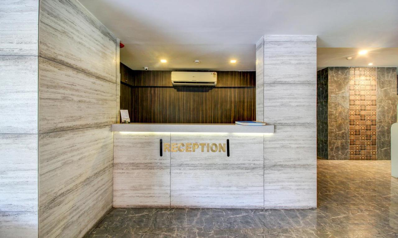Treebo Tryst Crown Hotel Mumbai