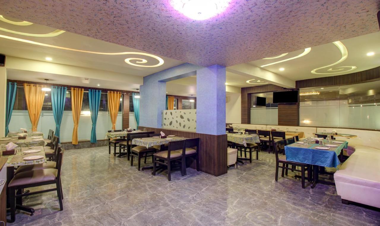 Hotel Treebo Tryst Crown 3*