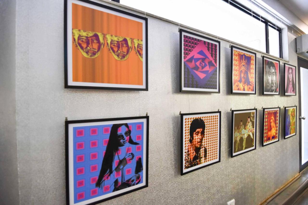 Landmark Bollywood Design Bed & Breakfast Mumbai