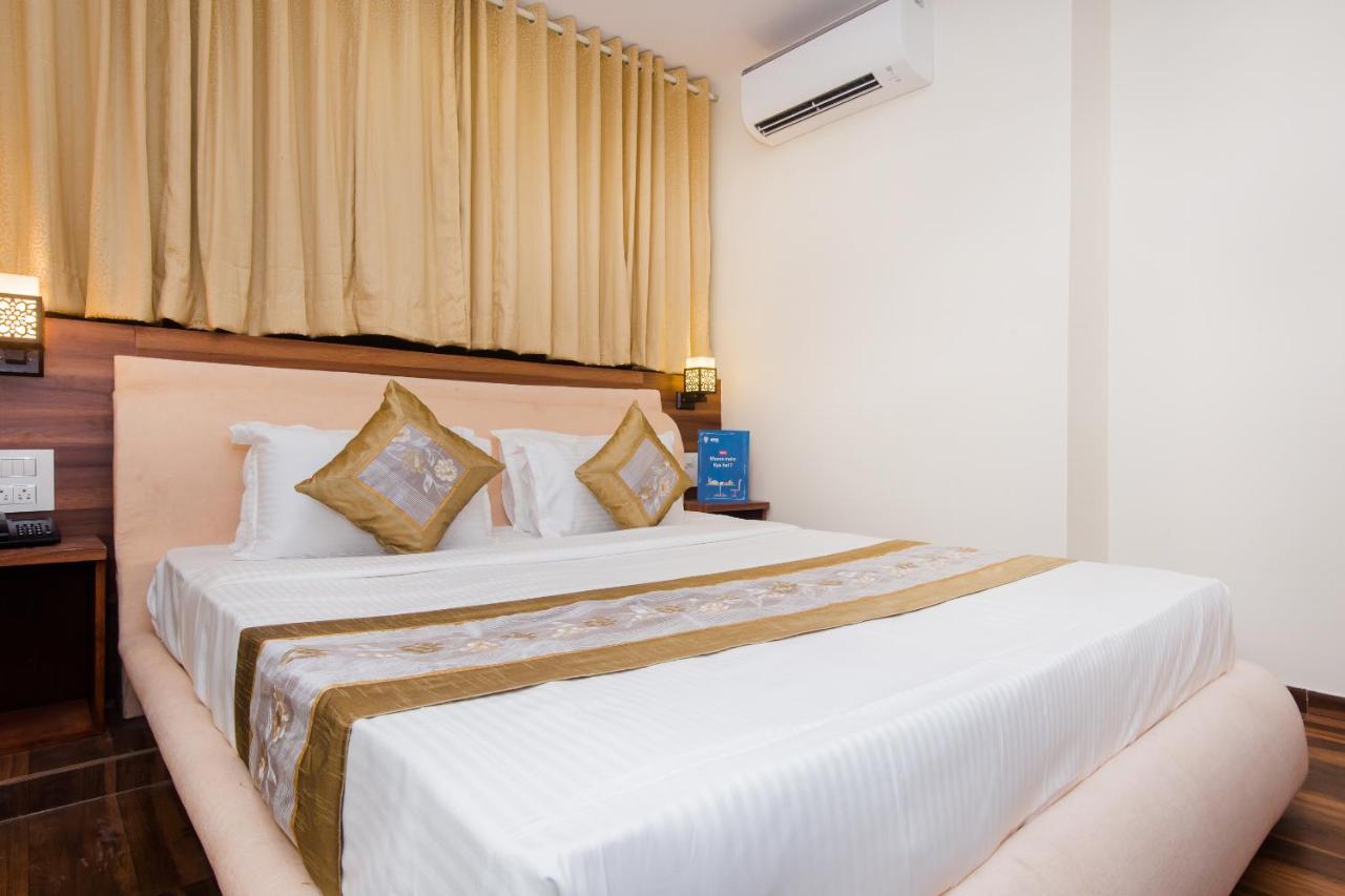Hotel Axis International 3*