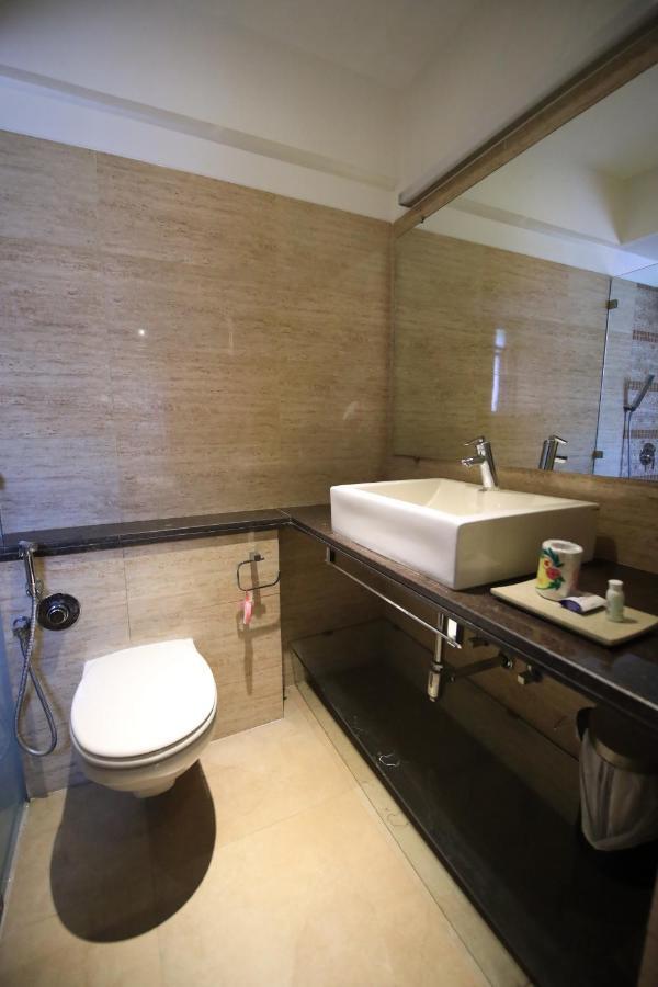 Bed & Breakfast Landmark Bollywood Design *
