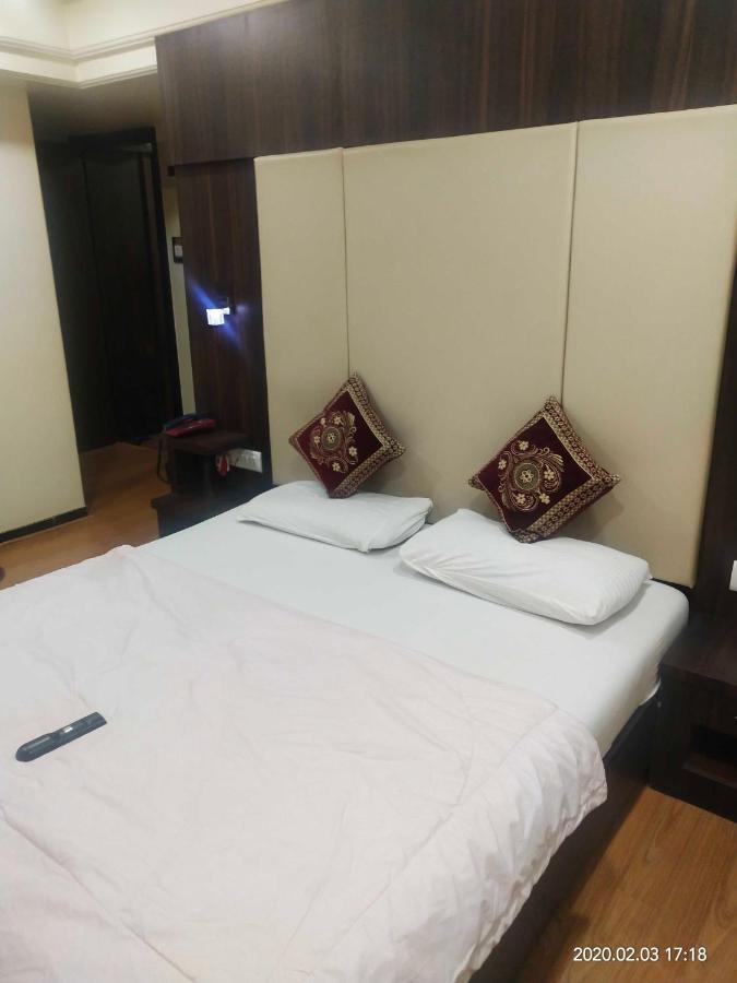 Divya International Hotel Mumbai